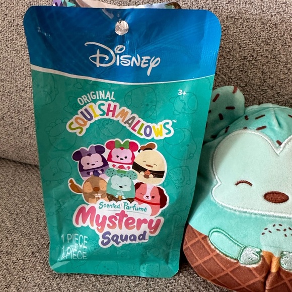 New 5" Disney Scented Mystery Bag Mickey Mouse Squishmallow - Picture 4 of 5